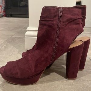 Burgundy m, peep toe open heal heels